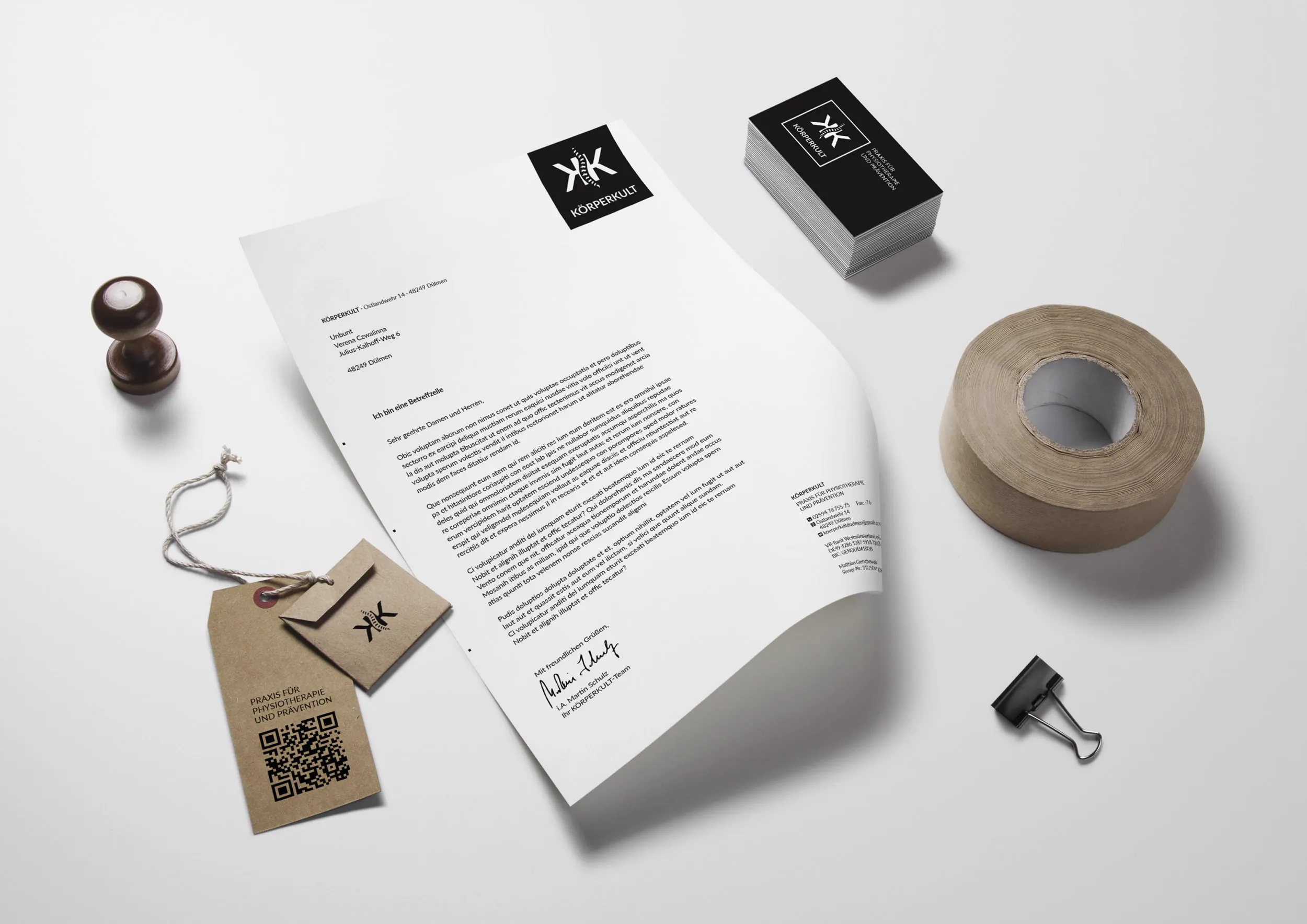 Körperkult Logo Design auf weißem Hintergrund