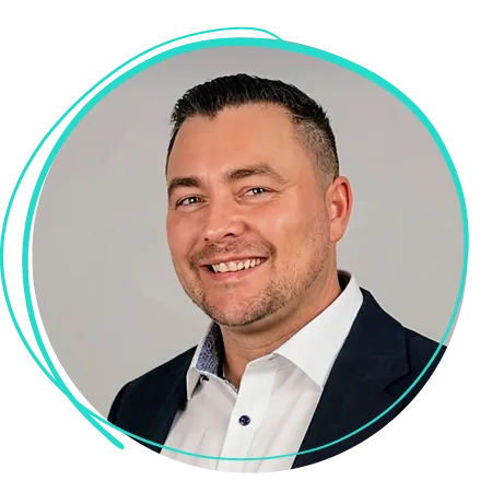 Tristan – CEO & Marketing